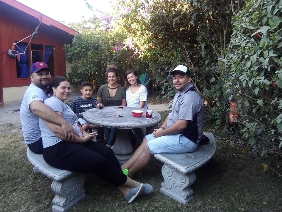Pension Y Cabinas Colibri B&B Costa Rica Monteverde ภายนอก รูปภาพ