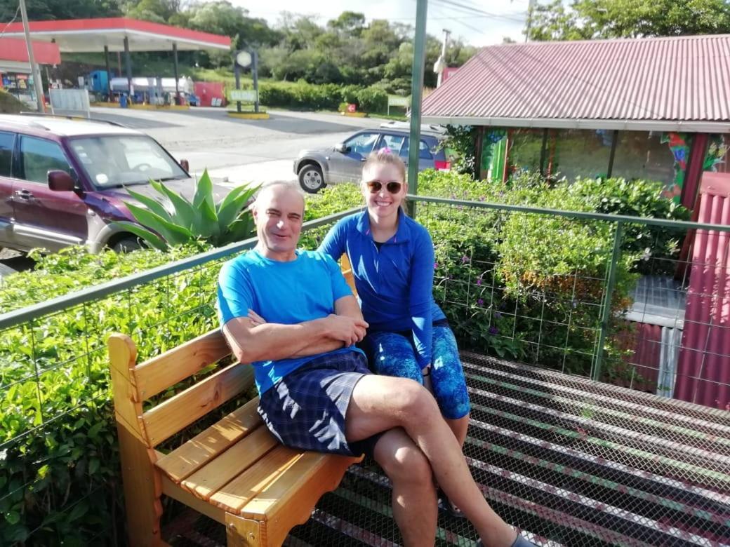 Pension Y Cabinas Colibri B&B Costa Rica Monteverde ภายนอก รูปภาพ